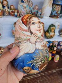 Lật đật Nga - Lật đật gỗ cô gái quàng khăn phát âm thanh