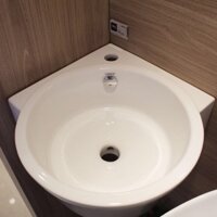 Lavabo chậu rửa mặt góc CAESAR LF5238