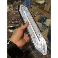 Led mũi tên to chạy cả điện 24v có video Đèn tên lửa tích hợp xi nhan đèn trang trí