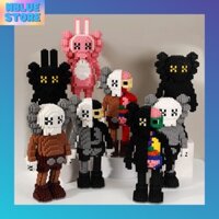 Lego Kaws cỡ lớn 41 cm đồ chơi lắp ghép (2000 mảnh) mô hình Kaws đáng yêu trang trí và quà tặng bé trai bé gái