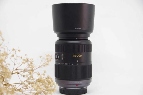 Ống kính Panasonic Lumix G Vario 45-200mm F4.0-5.6 OIS