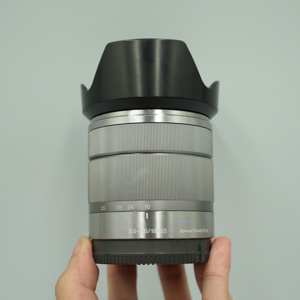 Ống kính Sony SEL 18-55mm F/3.5-5.6 SEL1855