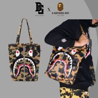 [Like.Auth] Túi đeo vai nữ Bape Shark Camo, Túi Tote Bape, chất liệu polyester chống nước, màu Camo Green Yellow DuSo