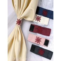 [Lin Yuejun] Khăn quàng cổ hình tam giác thủ công bằng vải thêu, phụ kiện cho đồng phục thủy thủ JK Nhật Bản, khăn lụa có khóa Velcro