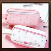 linhlinh01 . . az88. Hộp bút lớn Strawberry love darling 5x10x19 .
