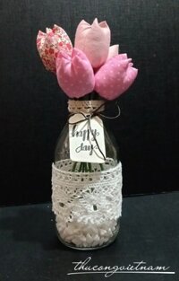 Lọ hoa Tulip 5 bông