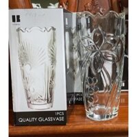 Lọ hoa.bình cắm hoa thủy tinh bom trắng 25cm, 30cm