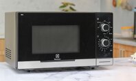 Lò vi sóng Electrolux EMM2318X