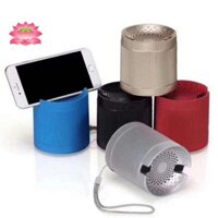 LOA BLUETOOTH MINI XQ3 KIÊM GIÁ ĐỠ ĐIỆN THOẠI