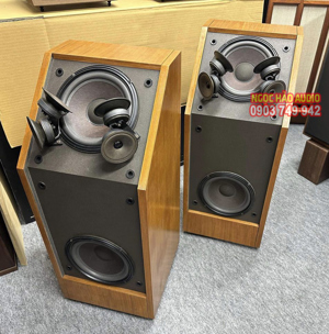 Loa Bose 601 seri III