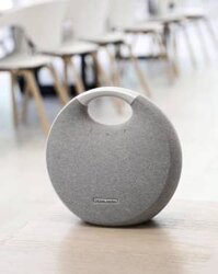 Loa Harman Kardon Onyx Studio 6