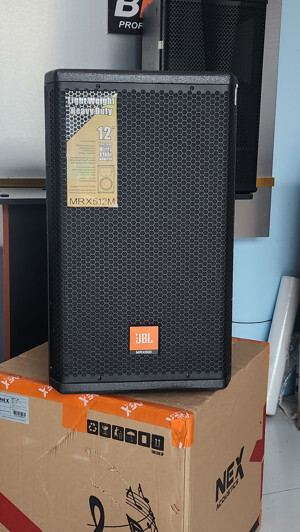 Loa JBL MRX 512M