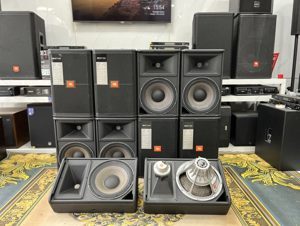 Loa Monitor JBL SRX712M