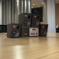 Loa quán cafe, loa cho nhà hàng trọn gói: 04 Loa vệ tinh V18 - 18w + 1 Âm ly A100 100w