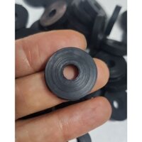 Long đền ( cao su ) lỗ 6 li, dầy 3 li, đường kính 20 li loại tốt...( 500 cái).