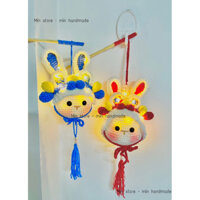 lồng đèn trung thu thỏ đội mũ lân bằng len cho bé