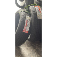 Lốp 215/55R17 Maxxis thái date 20 chi 900k