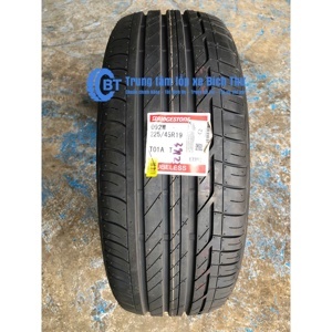 Lốp ô tô Bridgestone 225/45R19 Turanza T001