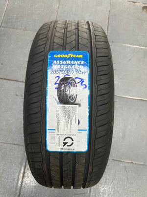 Lốp ô tô PETLAS 205/50R17 93W VELOX SPORT PT741