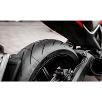 Lốp Xe máy không xăm Thương Hiệu Pirelli Rosso 3 các size 110/70-17, 140/70-17 và 150/60-17 lắp cho xe máy côn tay.