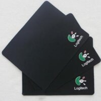 Lót Chuột Nhỏ Logitech