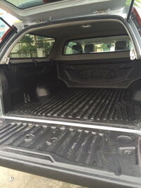 Lót thùng xe ford Ranger
