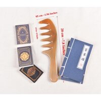 Lược sừng trâu tự nhiên răng thưa , lược dành cho tóc xoăn, tóc rối, có tác dụng tăng tuần hoàn máu và giảm gãy rụng.