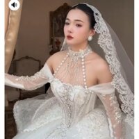 Lúp viền ren cô dâu làm lễ