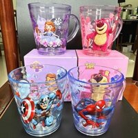 Ly Nhựa Uống Nước Disney Có Tay Cầm Nhân Vật Disney 260ml (Spider Man/Captain America/Strawberry Bear.)