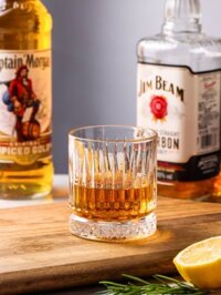 Ly thủy tinh đế viền vân sọc - dáng thấp (220ml)