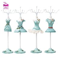 Ma Nơ Canh Trưng Bày Trang Sức Vòng Cổ / Vòng Tay 11