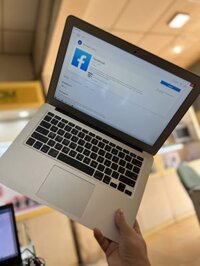 Macbook air A1466 EMC2632 Core i7 Ram 8GB SSD 256GB 13.3 inch