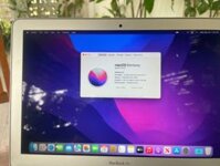 Macbook Air core i7 ram 8g ssd 256 ,13.3