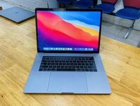 Macbook Pro 15 2017 MPTT2 Space Gray i7 / 16GB / 512GB / Radeon Pro 560 4GB