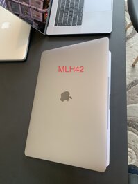 MacBook Pro 2016 MLH42 15 inch Gray i7 2.7/16GB/512GB/Vga rời R455 2GB
