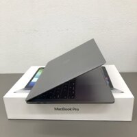 MacBook Pro 2018 15 inch Core i9/32GB/1TB