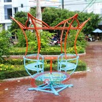 Mâm xoay đu quay tròn công viên Vương Miện Nữ Hoàng S06V26
