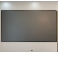 Màn chiếu 120 inch hỗ trợ máy chiếu trong môi trường nhiều ánh sáng tạp.