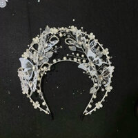 Mấn đội đầu cô dâu