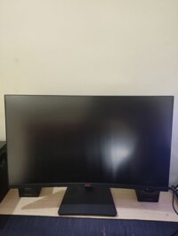 Màn hình 27 inch cong 144Hz HKC M27G3F