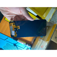 Màn hình OnePlus 6T chất liệu OLED