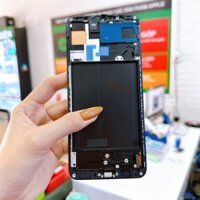 Màn hình Samsung A70 / A705F ( QX khung ) phản quang đã test, hiển thị đẹp.