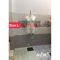 Manocanh nữ size L(42) chân sắt