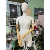 Manocanh thiết kế có tay chân đế bánh xe tặng kèm 50 ghim kim  FREE SHIP giá rẻ - Khang TX