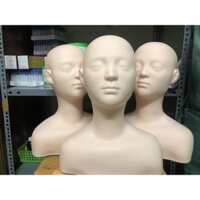 Mặt canh học massage vai gáy