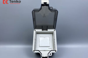 Mặt chống nước ổ cắm điện Tenko TK-IP66