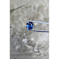 Mặt Đá Spinel Tự Nhiên Xanh Lam Láy Lửa