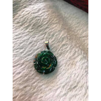 MẶT DÂY CHUYỀN BÔNG HOA HỒNG NỔI TO CÓ KHOEN ĐẸP SIZE 20MM X DẦY 6MM CHẤT LIỆU 100 ĐÁ CẨM THẠCH THIÊN NHIÊN NỮ MỆNH THỦY MỘC HỎA ĐEO ĐẸP LẮM Ạ