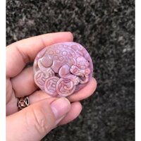 MẶT DÂY CHUYỀN CÓC ÔM ĐỒNG TIỀN ĐÁ CANXEDON HỒNG THIÊN NHIÊN TẶNG KÈM DÂY ĐEO