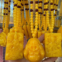 Mặt dây chuyền hổ phách thế hệ thứ hai mới, mặt dây chuyền Phật Guanyin, mặt dây chuyền Tỳ hưu và Ngũ Tướng, dây chuyền áo len màu vàng dầu gà, phát sóng trực tiếp